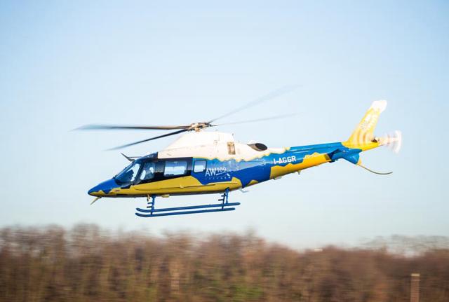 Un AW109 Trekker: Leonardo ha annunciato oggi alla manifestazione Heli-Expo in corso a Las Vegas la firma di ordini per complessivi 17 elicotteri del valore di circa 140 mln. Un AW109 Trekker: Leonardo ha annunciato oggi alla manifestazione Heli-Expo in corso a Las Vegas la firma di ordini per complessivi 17 elicotteri del valore di circa 140 mln.