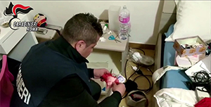 Cocaina e armi ai Parioli video