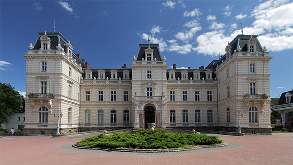 Leopoli Il palazzo del conte Potockis