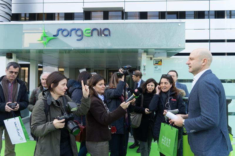 Un momento dell'inaugurazione della nuova sede di Sorgenia. Un momento dell'inaugurazione della nuova sede di Sorgenia.