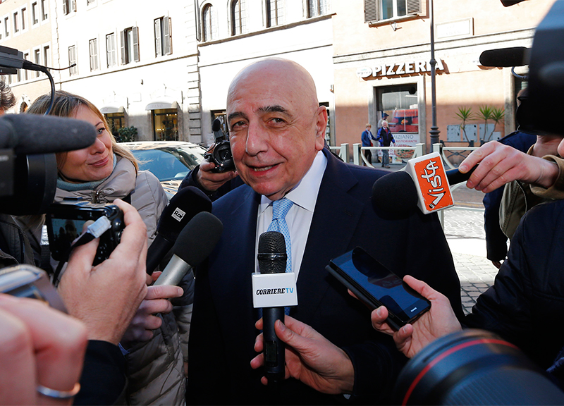 Primo giorno parlamento ape galliani