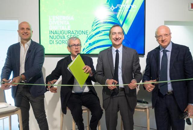 Gianfilippo Mancini, Amministratore Delegato di Sorgenia, Chicco Testa, presidente di Sorgenia, Beppe Sala, sindaco di Milano, e Vincenzo Boccia, presidente di Confindustria, al taglio del nastro della nuova sede di Sorgenia a CityLife. Gianfilippo Mancini, Amministratore Delegato di Sorgenia, Chicco Testa, presidente di Sorgenia, Beppe Sala, sindaco di Milano, e Vincenzo Boccia, presidente di Confindustria, al taglio del nastro della nuova sede di Sorgenia a CityLife.