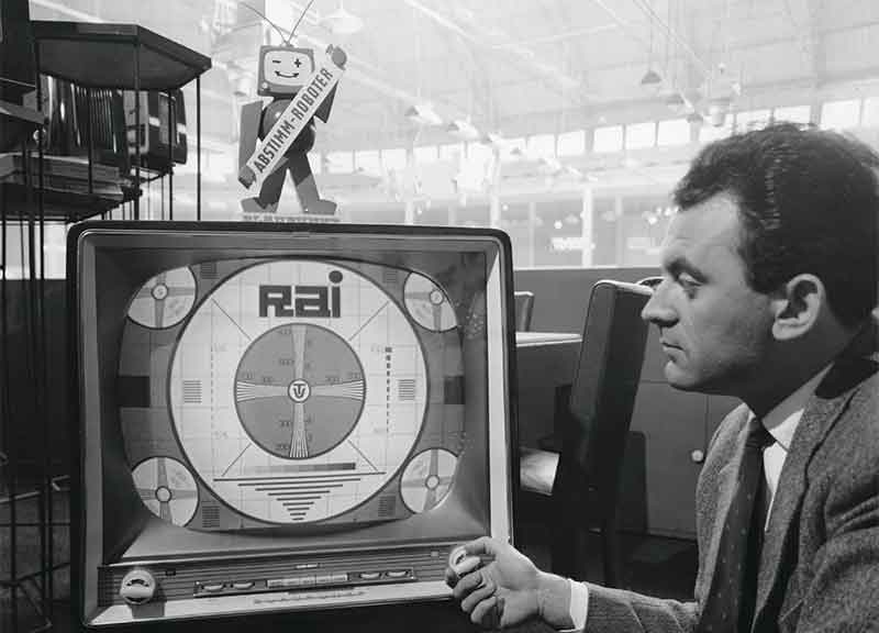 1959. Stand Blaupunkt alla Fiera Campionaria di Milano 1959. Stand Blaupunkt alla Fiera Campionaria di Milano