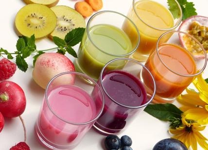 Beveroni detox con frutta e verdura fai da te: come prepararli