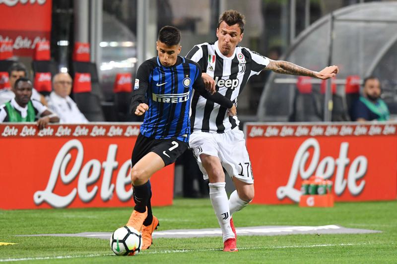 Cancelo - Mandzukic (foto Lapresse) Cancelo - Mandzukic (foto Lapresse)