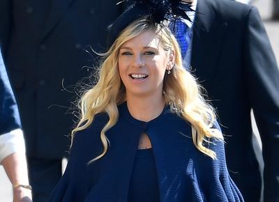 Chelsy Davy ape 3