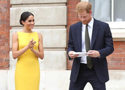 Harry e Meghan, addio clamoroso alla famiglia reale