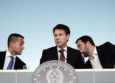 Conte salvini di maio ape 5 Conte salvini di maio ape 5