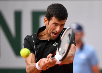 Australian Open, Djokovic demolisce Nadal e trionfa a Melbourne