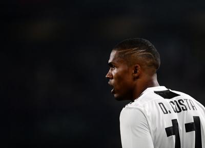douglas costa