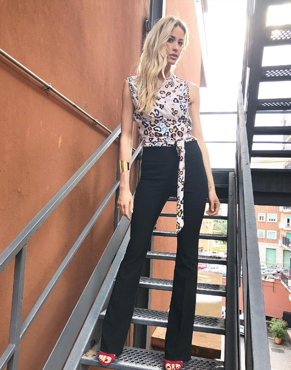 Elena Santarelli in look Sandro Ferrone