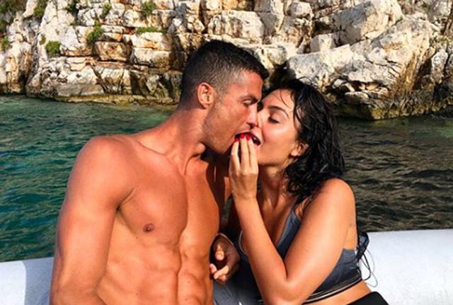 Georgina Rodriguez e Cristiano Ronaldo (INSTAGRAM) Georgina Rodriguez e Cristiano Ronaldo (INSTAGRAM)