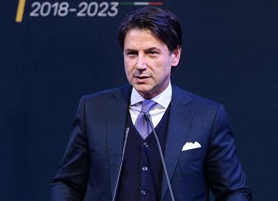 Giuseppe Conte ape