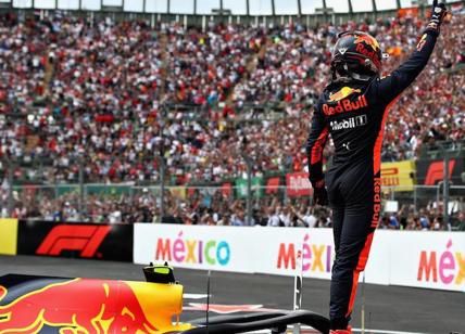 F1 Messico, Verstappen vince ed Hamilton si laurea campione!