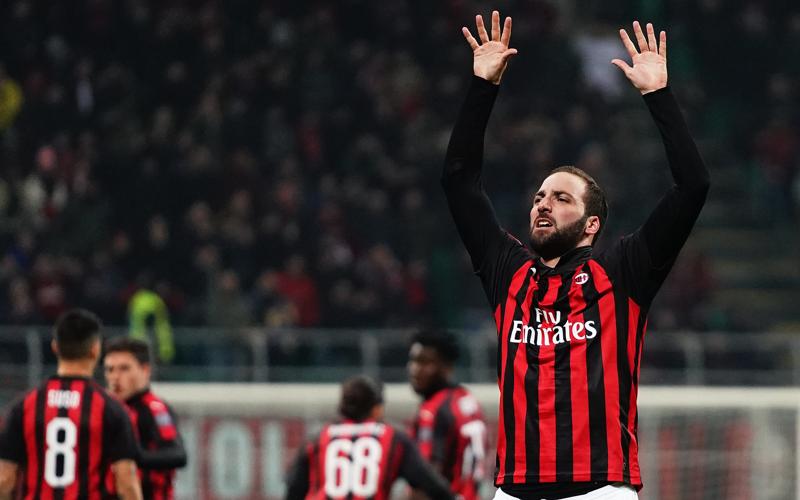 higuain milan 0 (2)