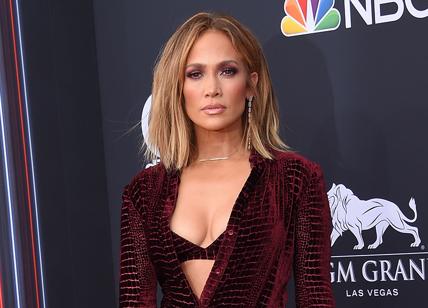 Jennifer Lopez-Alex Rodriguez si sono lasciati, annuncio in tv: "Meglio amici"