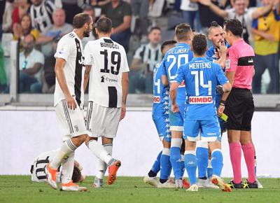 JUVENTUS NAPOLI MERTENS