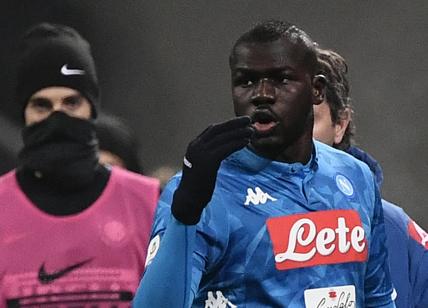 Razzismo, gravi insulti a Koulibaly: "Mi hanno chiamato scimmia di merda"