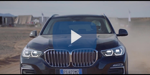 La nuova BMW X5 sfida l’impervio deserto del Marocco video