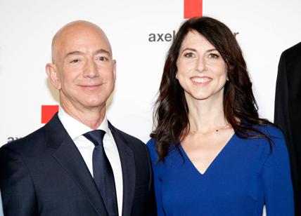 Beneficienza da record per l'ex moglie di Bezos: dona 2,7 miliardi di dollari!