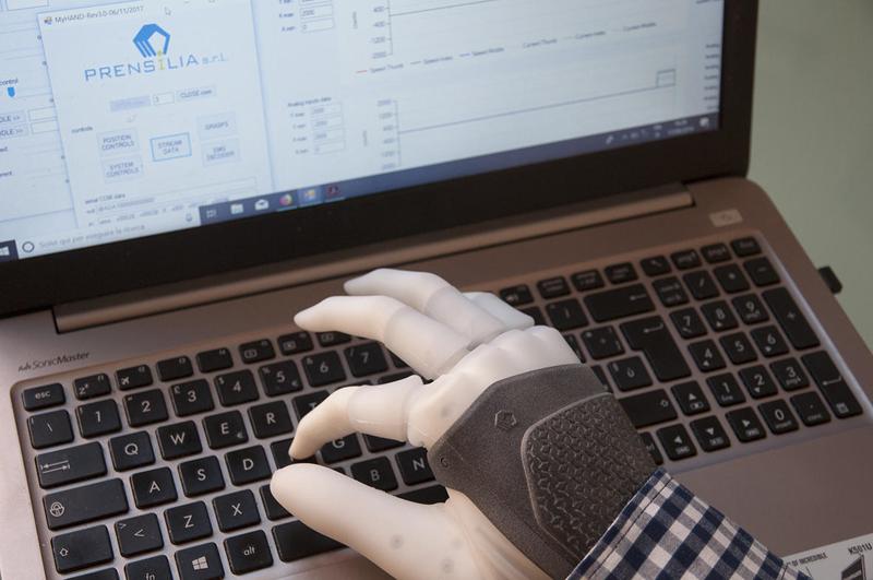 MANO ROBOTICA MANO ROBOTICA