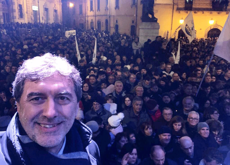 Elezioni Abruzzo, Marsilio compatta il centrodestra: "Il Governo? Un'anomalia"