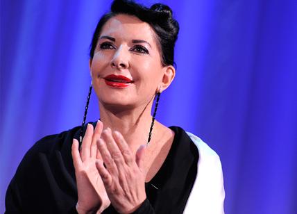 Marina Abramovic a Firenze, la retrospettiva. "Ma Instagram non è arte"