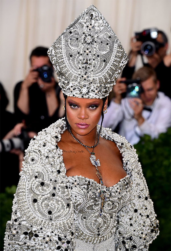 met gala 2018 rihanna 3