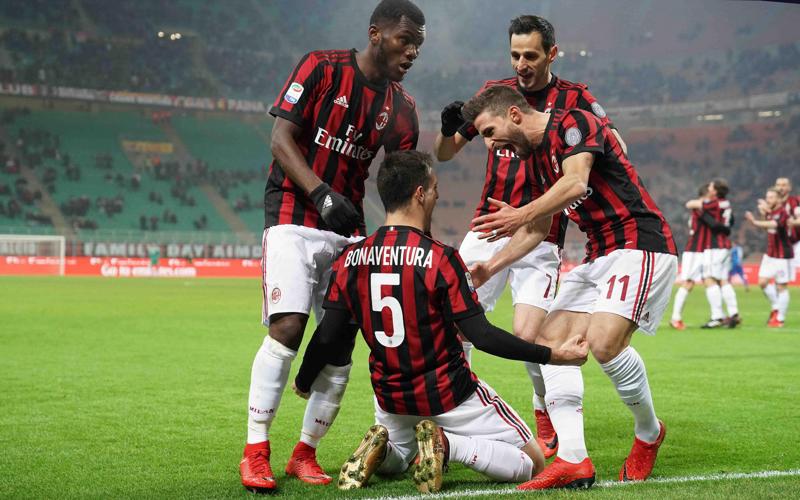 Bonaventura, Kessie e Borini (foto Lapresse) Bonaventura, Kessie e Borini (foto Lapresse)