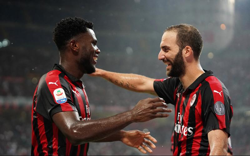 Kessie-Higuain (foto Lapresse) Kessie-Higuain (foto Lapresse)