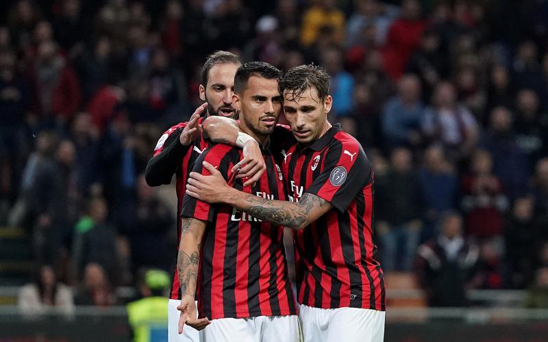 Suso, Biglia e Higuain (foto Lapresse) Suso, Biglia e Higuain (foto Lapresse)