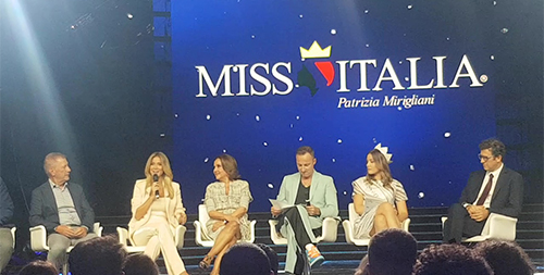 Miss Italia 2018 Diletta Leotta e Patrizia Mirigliani raccontano la finale video