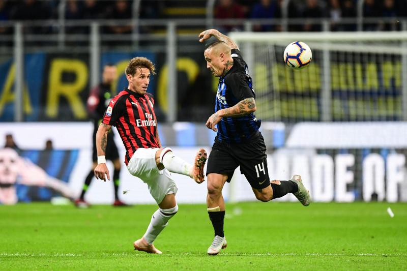 Nainggolan - Biglia (foto Lapresse) Nainggolan - Biglia (foto Lapresse)