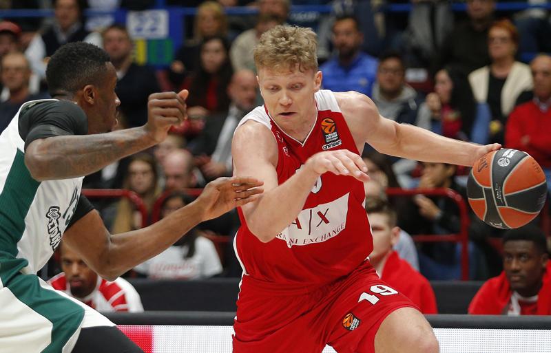 Kuzminskas (foto Lapresse) Kuzminskas (foto Lapresse)