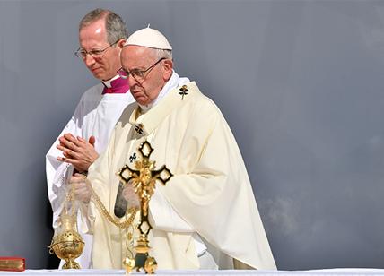 Il Papa celebra il giorno del migrante. "Dio chiede di non escludere nessuno"