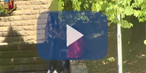 Perugia bloccato il racket della droga dei richiedenti asilo video