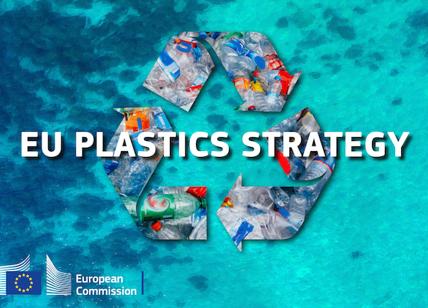 La strategia Ue per ridurre gli sprechi di plastica