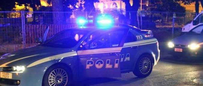 Reggio Emilia, sparatoria tra bande di giovani in centro: 5 feriti, un arresto
