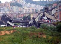 ponte crollato genova morandi ape 1 ponte crollato genova morandi ape 1