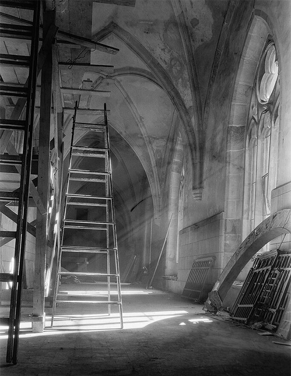 PRAGA 1945 - Topografia Della Guerra © Josef Sudek PRAGA 1945 - Topografia Della Guerra © Josef Sudek