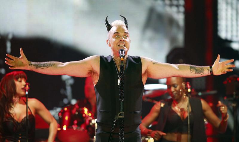 ROBBIE WILLIAMS (FOTO LAPRESSE) ROBBIE WILLIAMS (FOTO LAPRESSE)