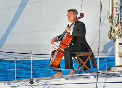 In barca da Napoli a Istanbul, il musicista-marinaio Soldatini si racconta