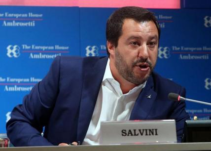 Governo, Salvini: "Contro esecutivo tecnico sono pronto a tutto"