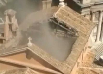 Roma, paura ai Fori: crolla la volta della chiesa di S. Giuseppe dei falegnami