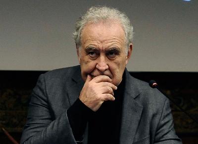 Santoro triste ape