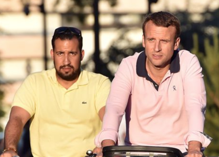 Macron e il bodyguard: spunta profilo di Benalla sul sito d'incontri Tinder
