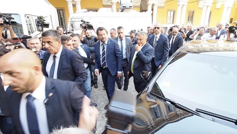 Milano, l'incontro tra Salvini e Orban (foto: Claudio Bernieri) Milano, l'incontro tra Salvini e Orban (foto: Claudio Bernieri)