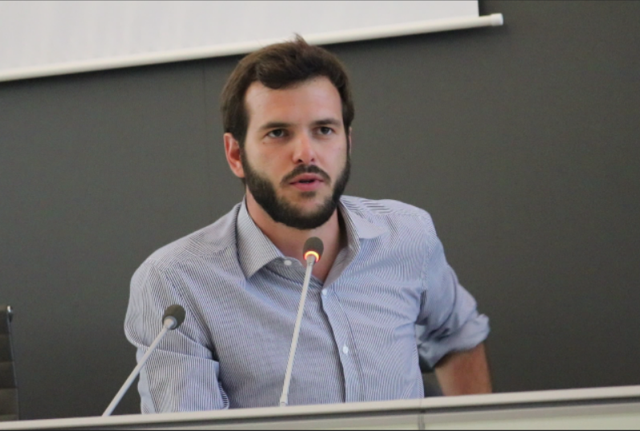 Sebastiano Caputo, mente dell'Intellettuale Dissidente Prossimo protagonista de L'Ottavo Blog su Rai2 Sebastiano Caputo, mente dell'Intellettuale Dissidente Prossimo protagonista de L'Ottavo Blog su Rai2