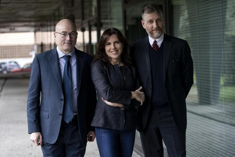 Aldo Cazzullo, Annalisa Bruchi e Alessandro Giuli padroni di casa a "Povera Patria" in onda su Rai2 Aldo Cazzullo, Annalisa Bruchi e Alessandro Giuli padroni di casa a "Povera Patria" in onda su Rai2