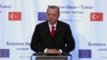 Ue-Turchia, Erdogan sostiene l'adesione, Tusk frena